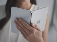 Nieoficjalny ROM z Windows 11 dla Surface Duo 2 dostępny